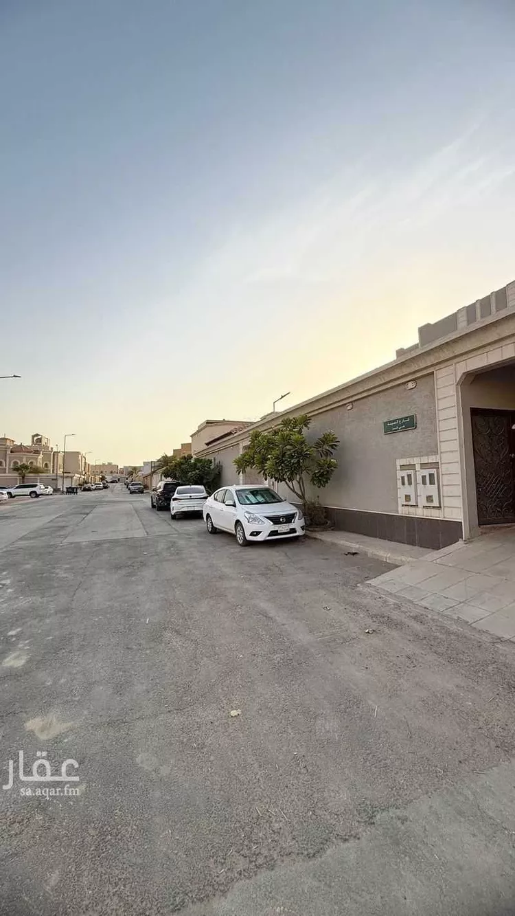 فيلا للبيع في شارع العينة, حي شبرا, مدينة الرياض, منطقة الرياض صورة 5