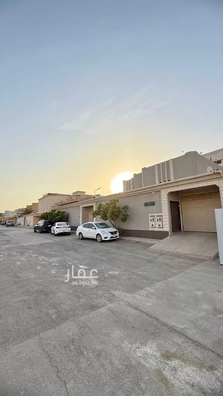 فيلا للبيع في شارع العينة, حي شبرا, مدينة الرياض, منطقة الرياض صورة 3