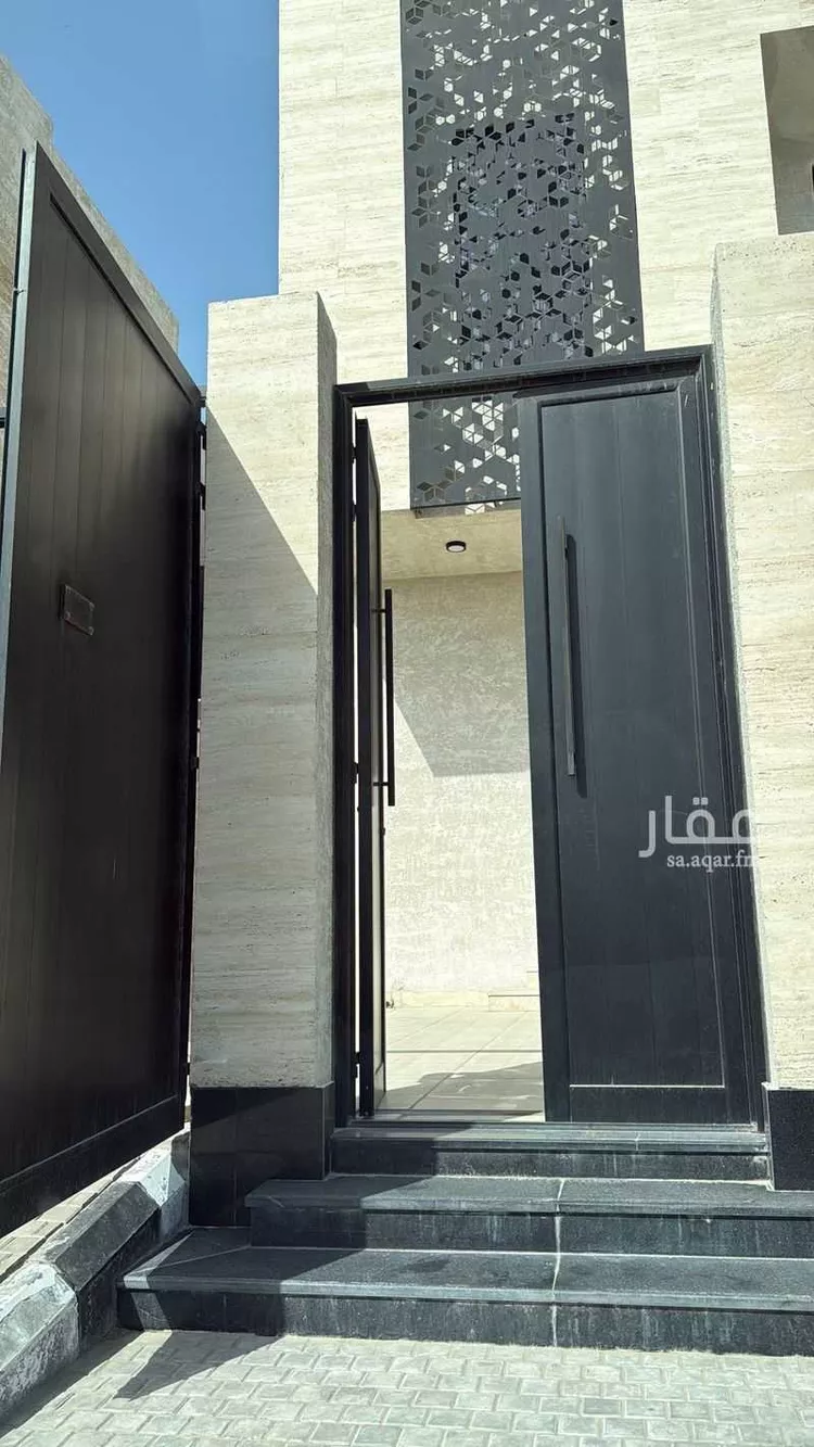 فيلا للبيع في شارع زيد بن موحان, حي السيف, مدينة الدمام, المنطقة الشرقية صورة 5