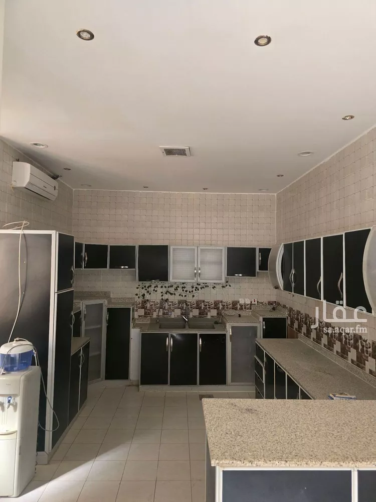 فيلا للإيجار في شارع عمرويه بن يزيد, حي النرجس, مدينة الرياض, منطقة الرياض