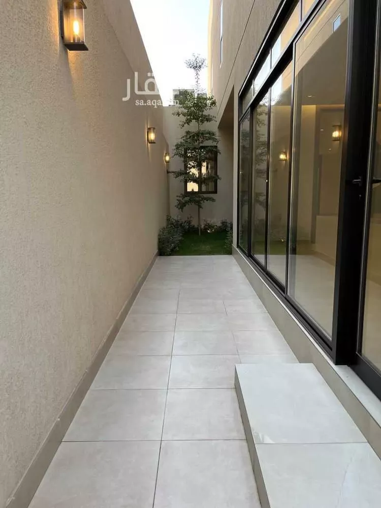 فيلا للبيع في شارع عبدالعزيز بن يحيى, حي العارض, مدينة الرياض, منطقة الرياض 14