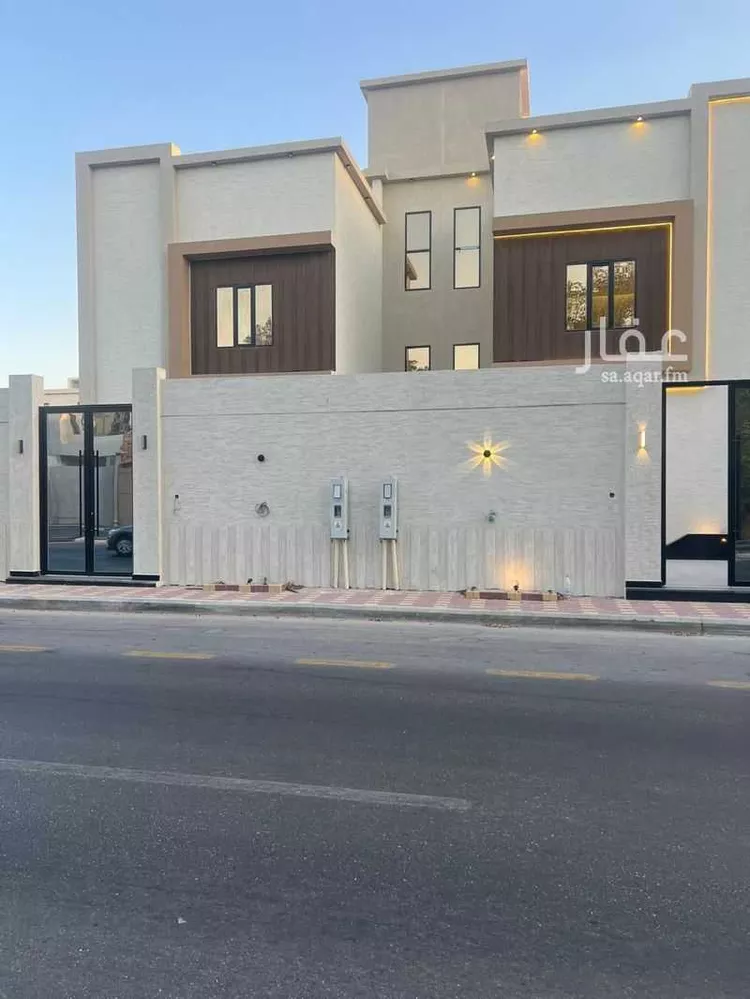 فيلا للبيع في شارع عين ام سيف, حي العزيزية الثاني, مدينة الاحساء, المنطقة الشرقية صورة 4