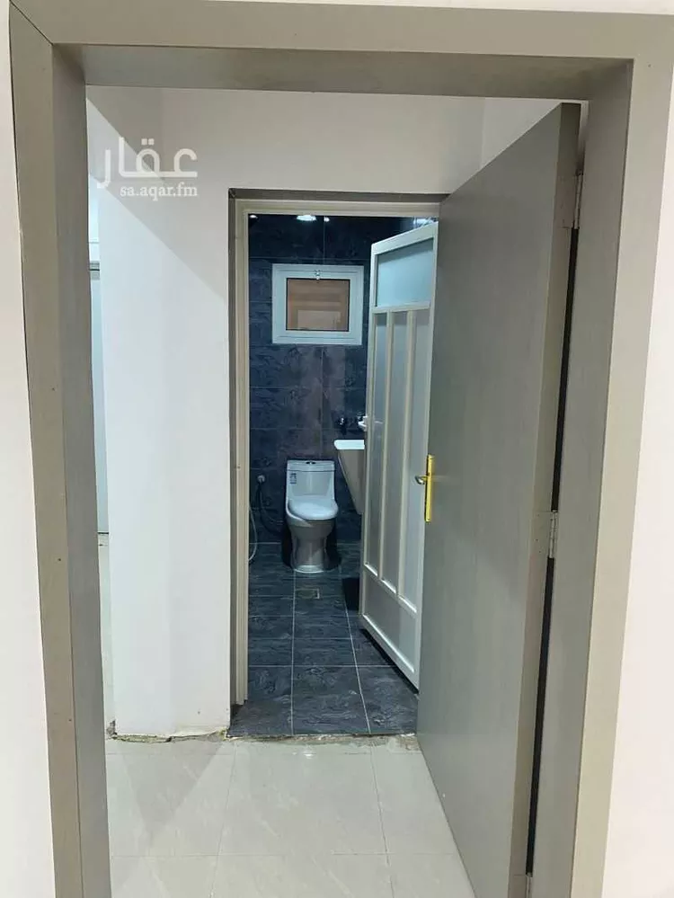 عمارة للبيع في شارع سفيان بن اسد ، حي غرناطة ، الدمام ، الدمام صورة 4