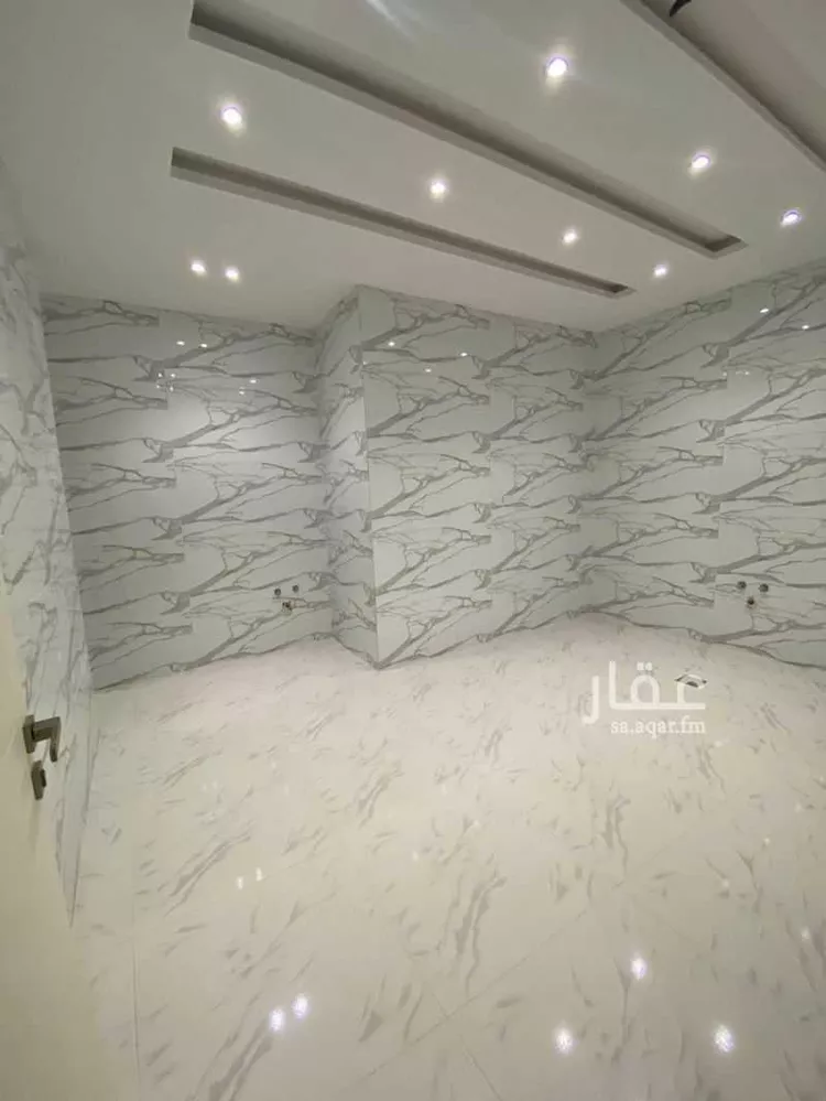 شقة للبيع في شارع قتاده بن عياش, حي النزهة, مدينة جدة, منطقة مكة المكرمة