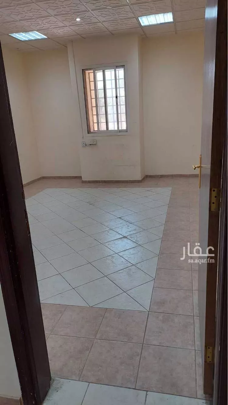 مكتب تجاري للإيجار في شارع عبداللطيف ابن ابراهيم, حي الوسيطاء, مدينة الرياض, منطقة الرياض صورة 5