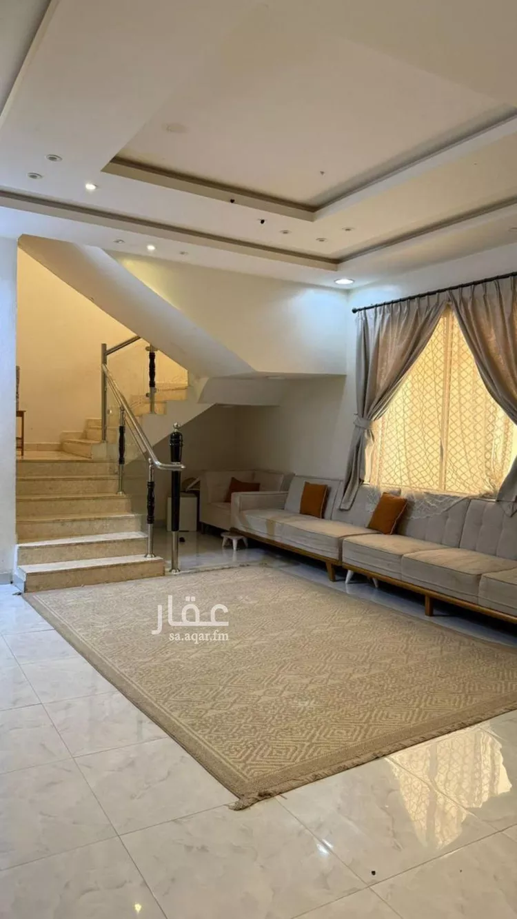 فيلا للبيع في شارع حمزة بن عبدالمطلب, حي الرمال, مدينة الرياض, منطقة الرياض صورة 3