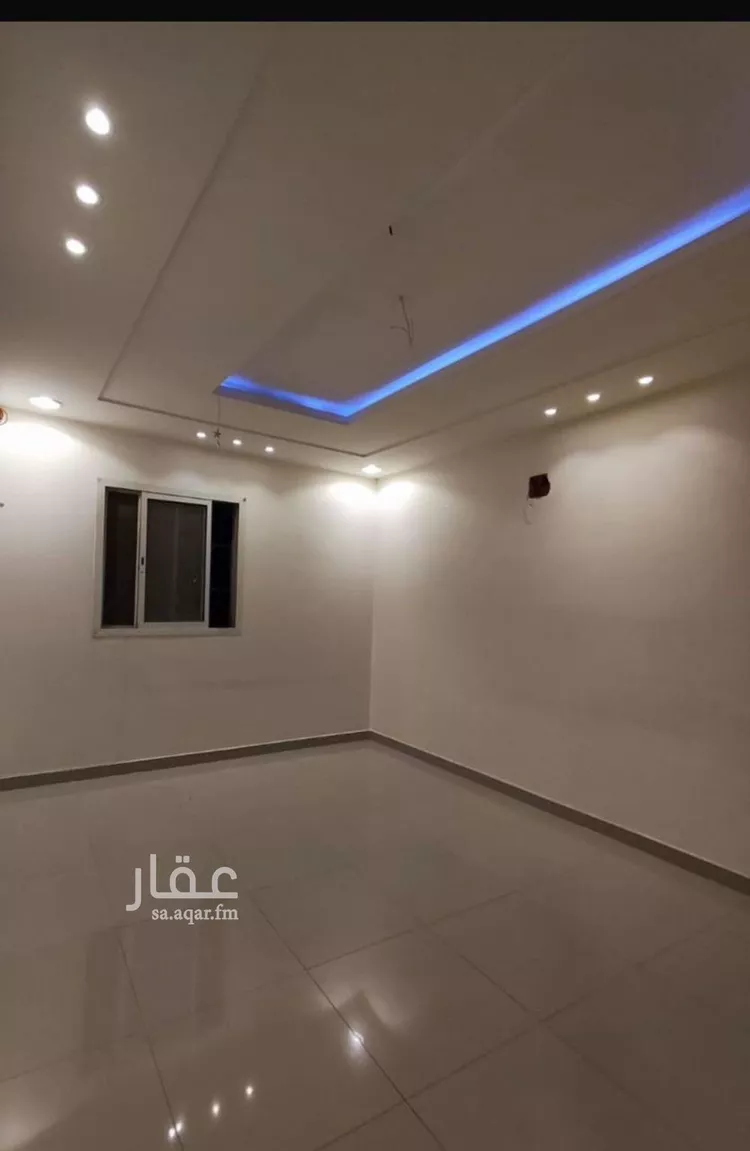 فيلا للبيع في شارع حمزة بن عبدالمطلب, حي الرمال, مدينة الرياض, منطقة الرياض صورة 2