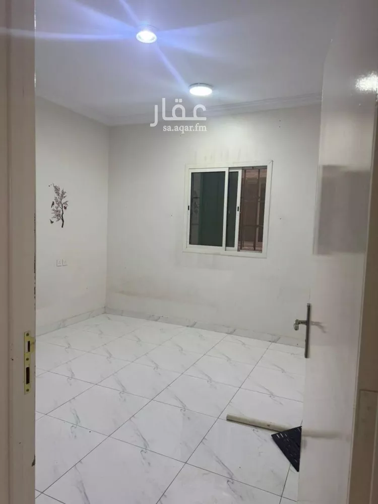شقة للإيجار في شارع الزاجل, حي السعادة, مدينة الرياض, منطقة الرياض صورة 2