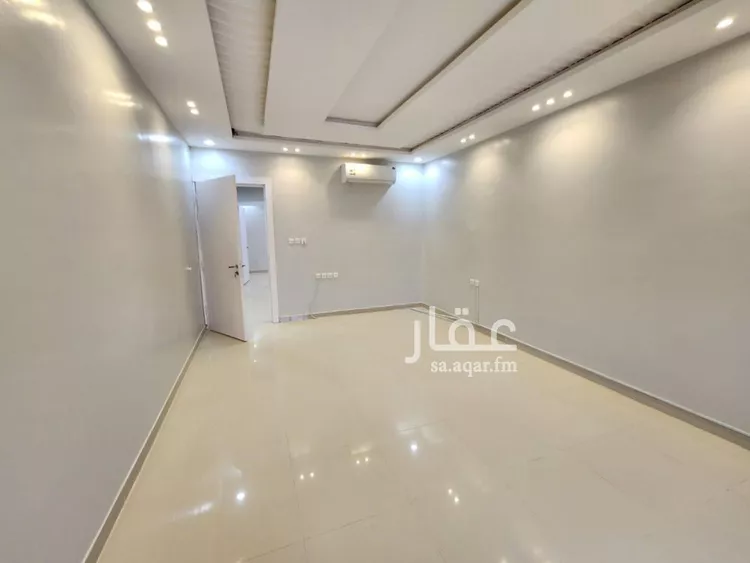 فيلا للإيجار في شارع أحمد ناضرين, حي المهدية, مدينة الرياض, منطقة الرياض صورة 4