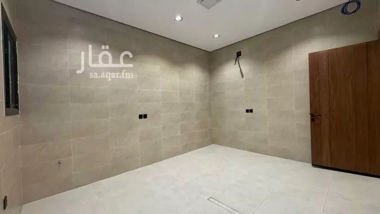 دور للبيع في شارع وادي طواء, حي بدر, مدينة الرياض, منطقة الرياض 9