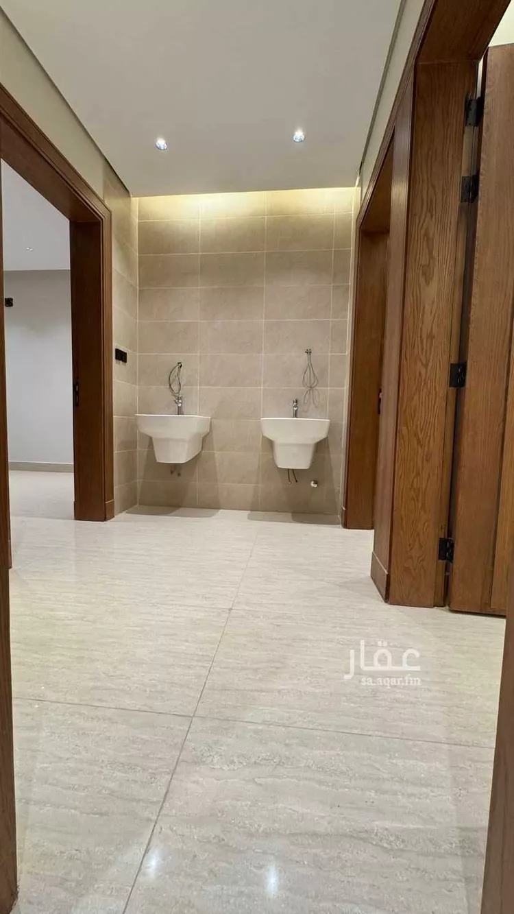 دور للبيع في شارع وادي طواء, حي بدر, مدينة الرياض, منطقة الرياض 23