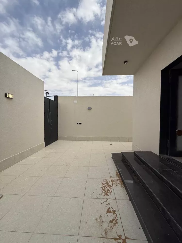 Floor for Sale in Tabuk Abou Sabaah 6