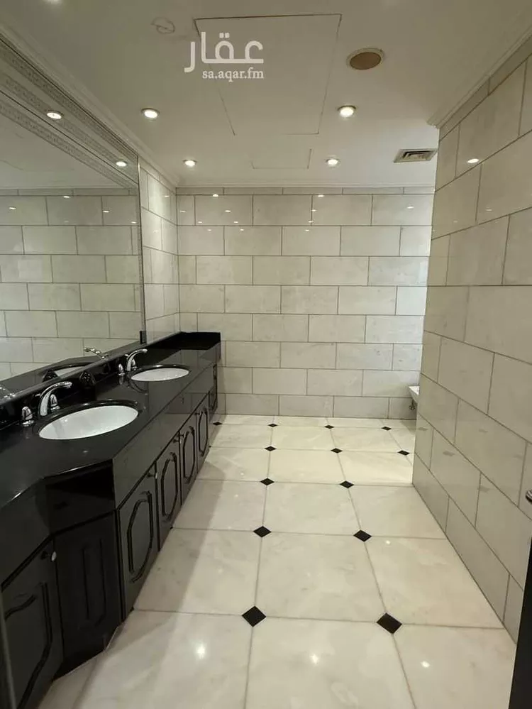 فيلا للبيع في شارع الثنيه البيضاء, حي العليا, مدينة الرياض, منطقة الرياض صورة 5