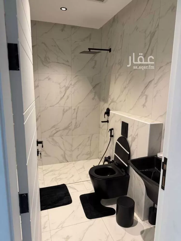 شقة للإيجار في شارع محمد بن عبدالعزيز الدغيثر, حي الملقا, مدينة الرياض, منطقة الرياض صورة 2