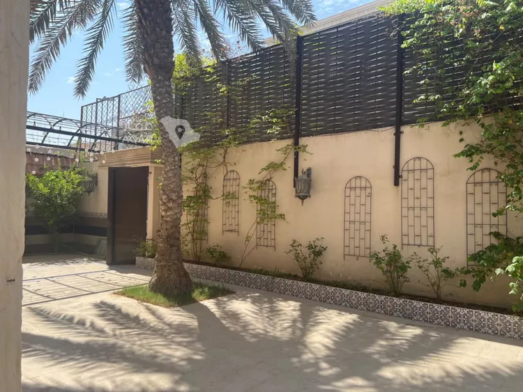 فيلا للبيع في شارع العمار, حي الورود, مدينة الرياض, منطقة الرياض صورة 2