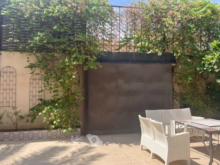 فيلا للبيع في شارع العمار, حي الورود, مدينة الرياض, منطقة الرياض 8