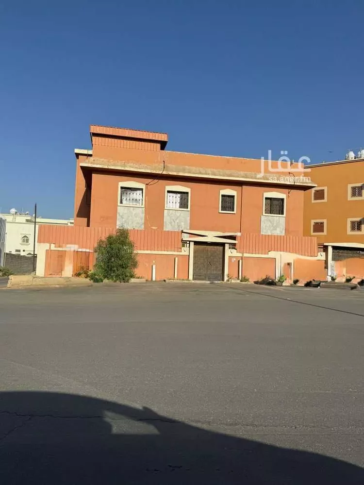 عمارة للبيع في شارع اميمة بنت شراحيل, حي الواحة, مدينة خميس مشيط, منطقة عسير صورة 2