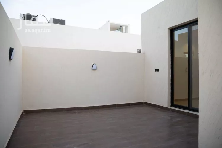فيلا للبيع في شارع يعقوب بن عمرو, حي الرمال, مدينة الرياض, منطقة الرياض 9