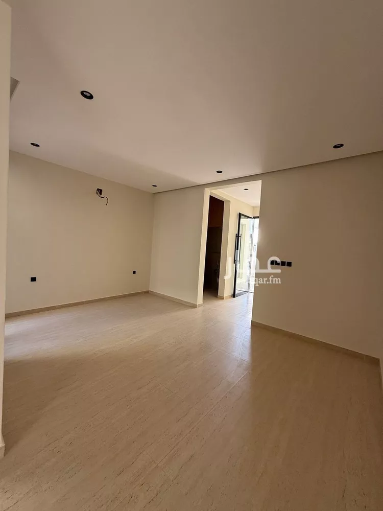 Floor for Sale in Riyadh Ar Rimal