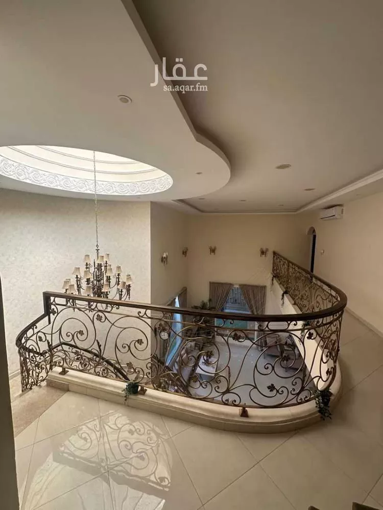 فيلا للبيع في شارع العيينه, حي الصواري, مدينة الخبر, المنطقة الشرقية صورة 3