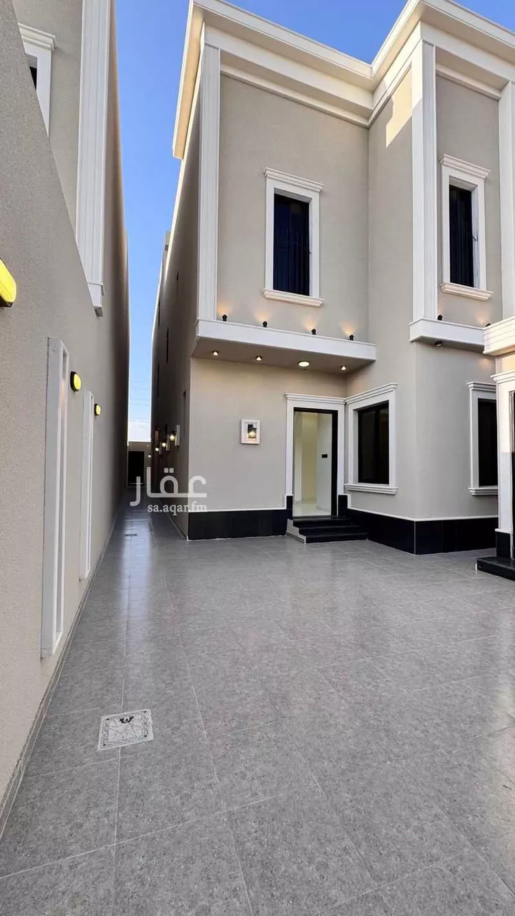 فيلا للبيع في شارع صدقة بن مكارم, حي التعاون, مدينة خميس مشيط, منطقة عسير صورة 2