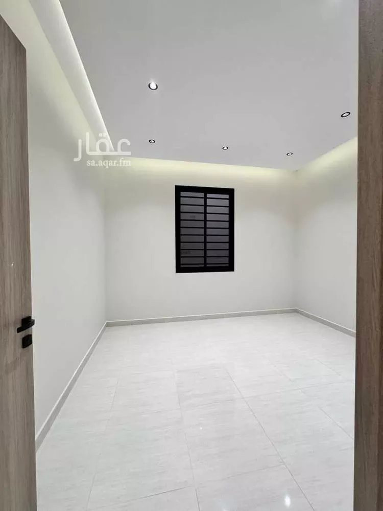 دور للبيع في شارع العام, حي المعلاة, مدينة احد رفيده, منطقة عسير صورة 3