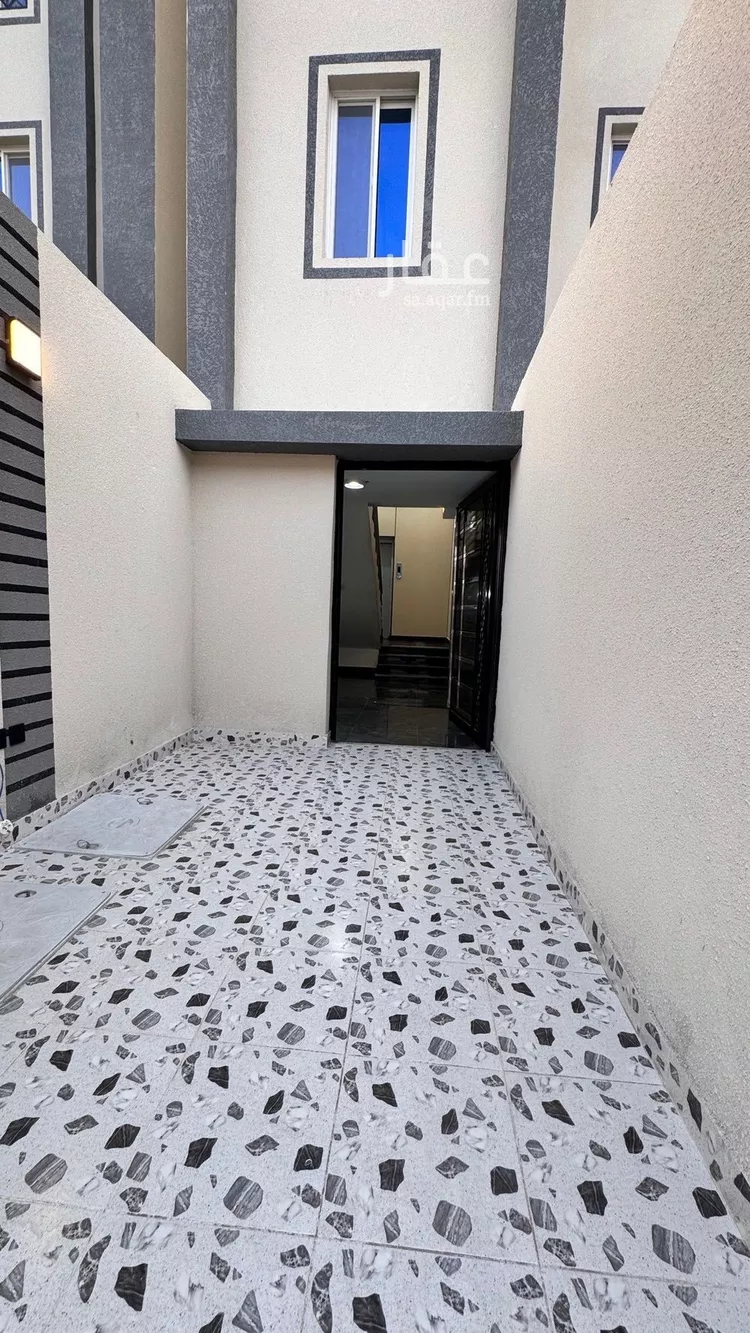 شقة للبيع في شارع اويس الزاهد, حي الشرف, مدينة خميس مشيط, منطقة عسير صورة 3