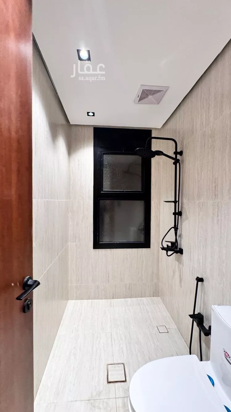 شقة للبيع في شارع العام, حي الزهور, مدينة أبها, منطقة عسير صورة 4