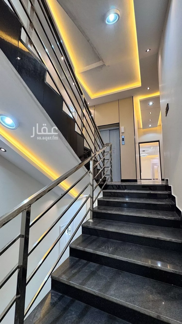 شقة للبيع في شارع اويس الزاهد, حي الشرف, مدينة خميس مشيط, منطقة عسير صورة 4