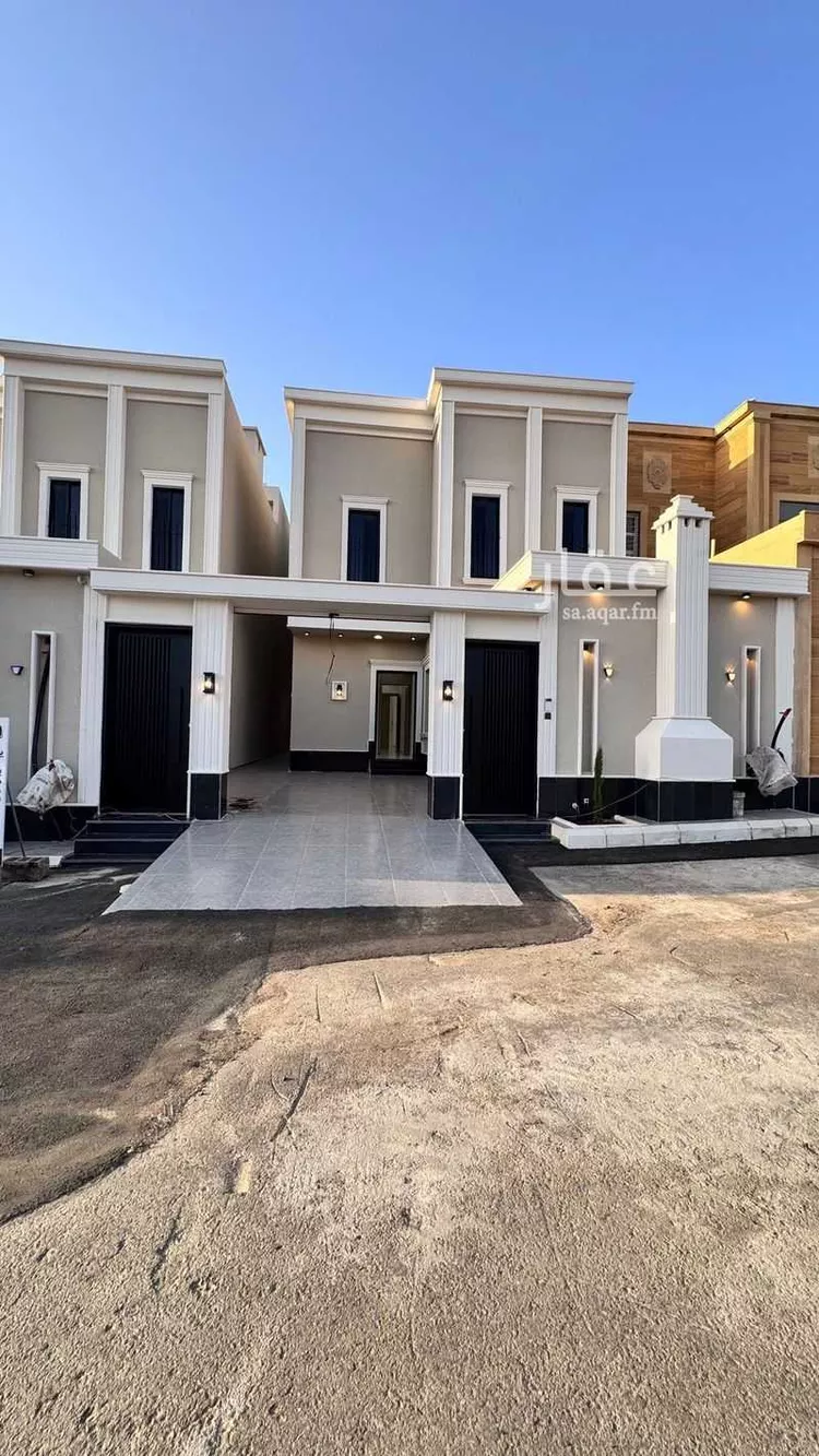 فيلا للبيع في شارع صدقة بن مكارم, حي التعاون, مدينة خميس مشيط, منطقة عسير