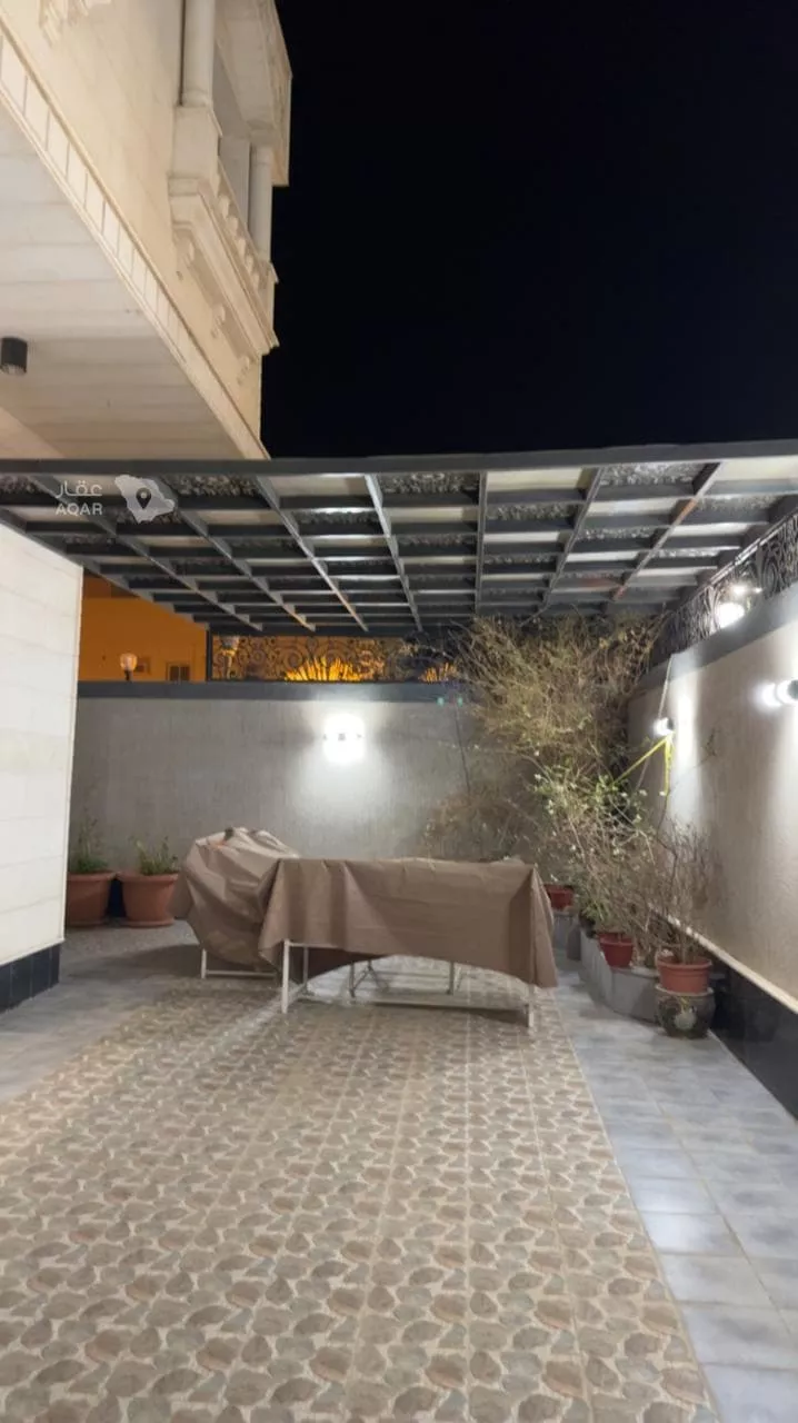 فيلا للبيع في شارع زافر بن سليمان, حي شوران, مدينة المدينة المنورة, منطقة المدينة المنورة 4