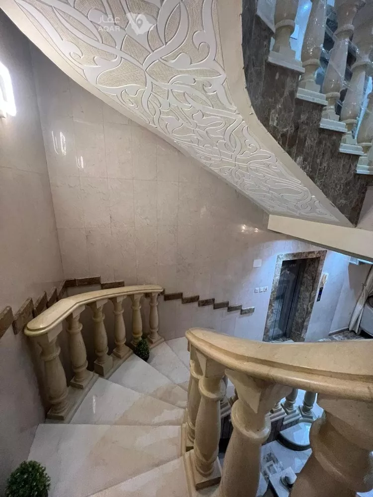 فيلا للبيع في شارع زافر بن سليمان, حي شوران, مدينة المدينة المنورة, منطقة المدينة المنورة 25