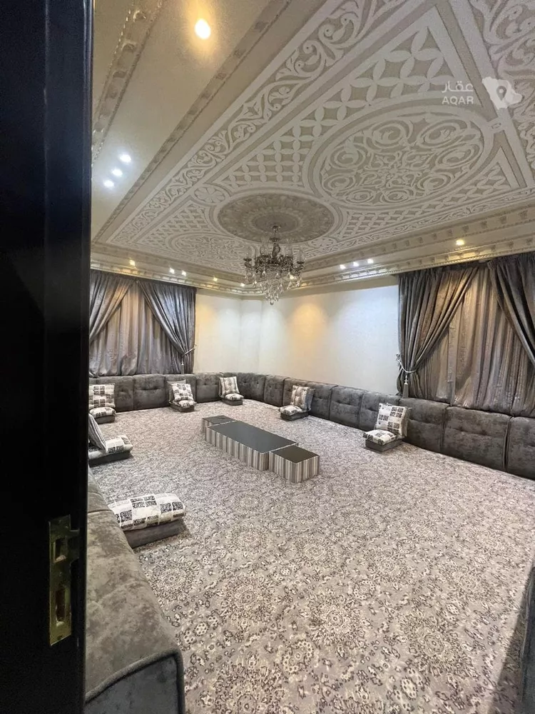 فيلا للبيع في شارع زافر بن سليمان, حي شوران, مدينة المدينة المنورة, منطقة المدينة المنورة 30