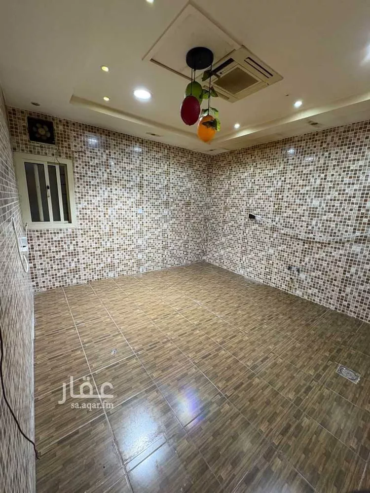 شقة للبيع في شارع المتنبي, حي الحمراء, مدينة جدة, منطقة مكة المكرمة 1 صورة