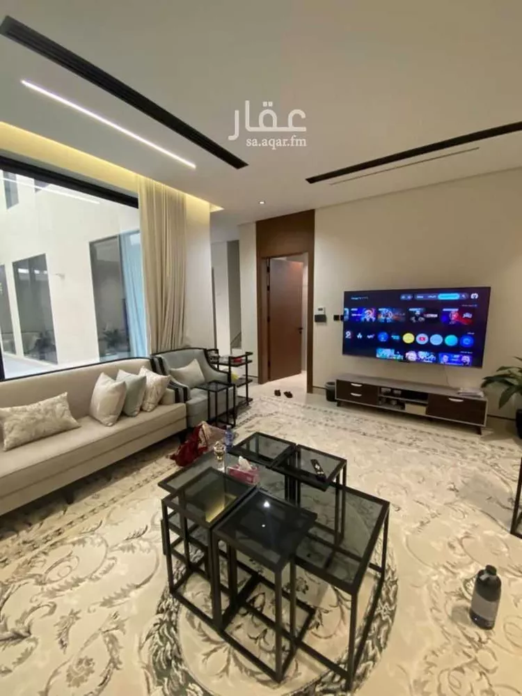 فيلا للبيع في شارع عبدالله بن حبان, حي المهدية, مدينة الرياض, منطقة الرياض 11