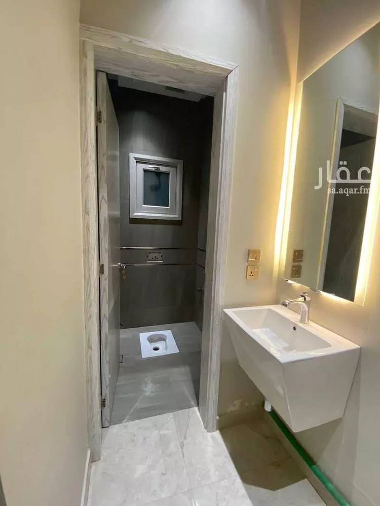 Floor for Rent in Riyadh Ar Rawabi 9