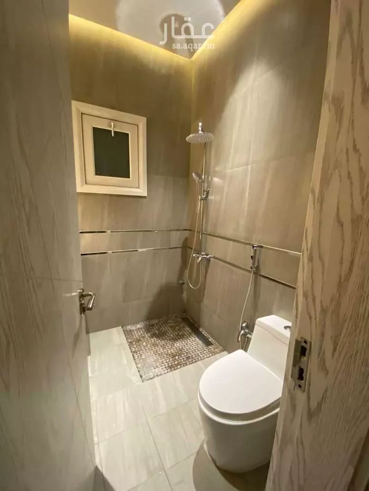 Floor for Rent in Riyadh Ar Rawabi 10