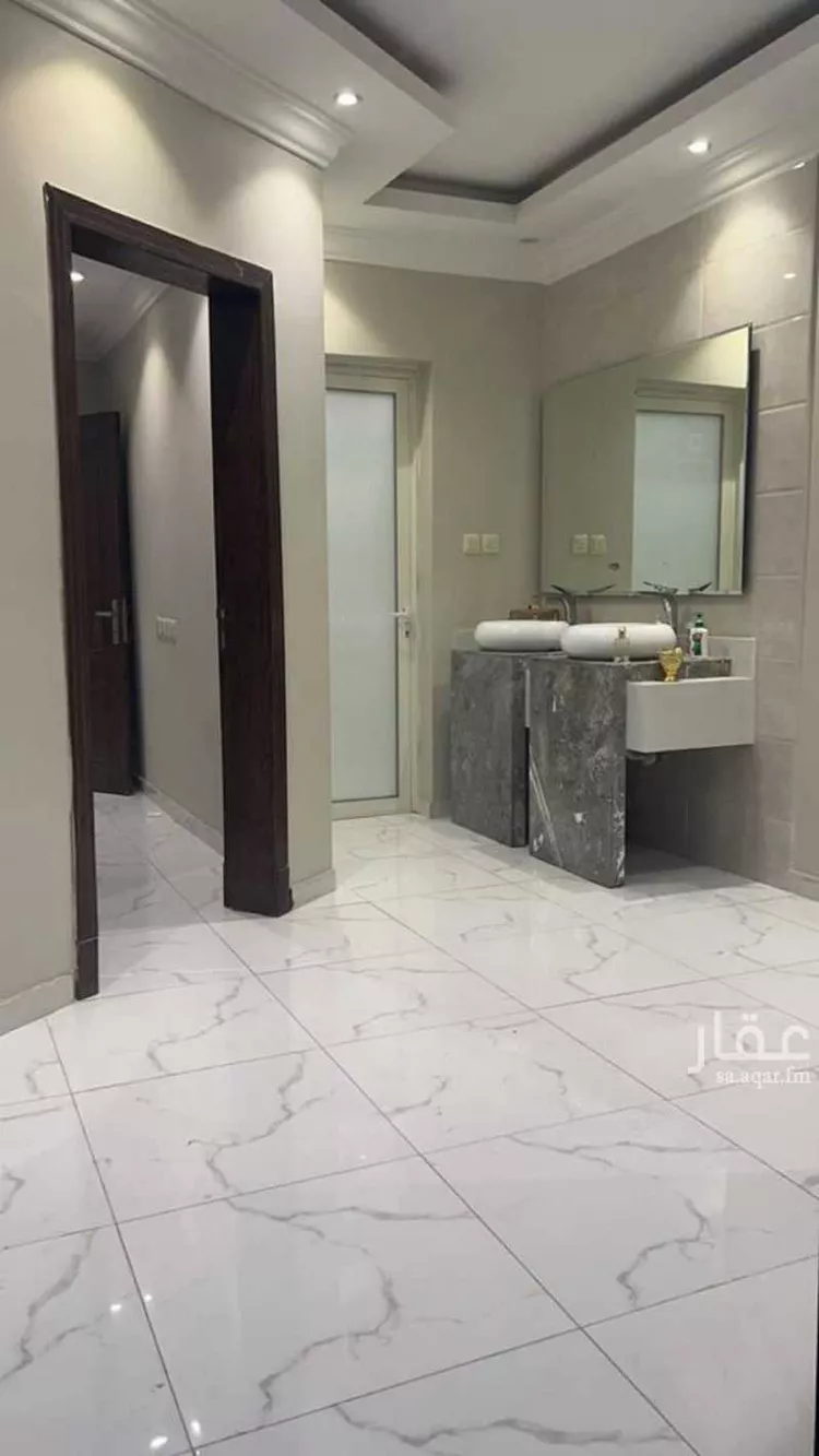 فيلا للبيع في شارع احمد بن عجيان, حي طيبة, مدينة الدمام, المنطقة الشرقية صورة 5
