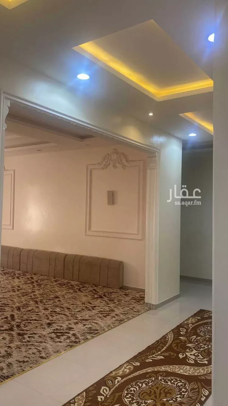 Villa for Sale in Al Muzahimiyah Shukhaib