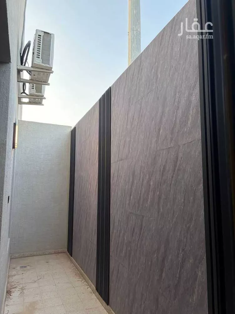 Villa for Sale in Riyadh Al Janadriyah 18