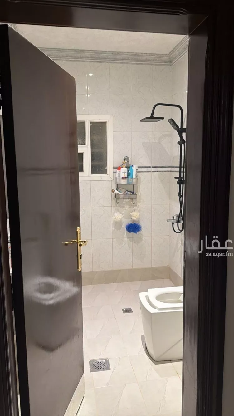 فيلا للبيع في شارع إسماعيل بن أحمد بن الحسن, حي المروج, مدينة الرياض, منطقة الرياض صورة 2