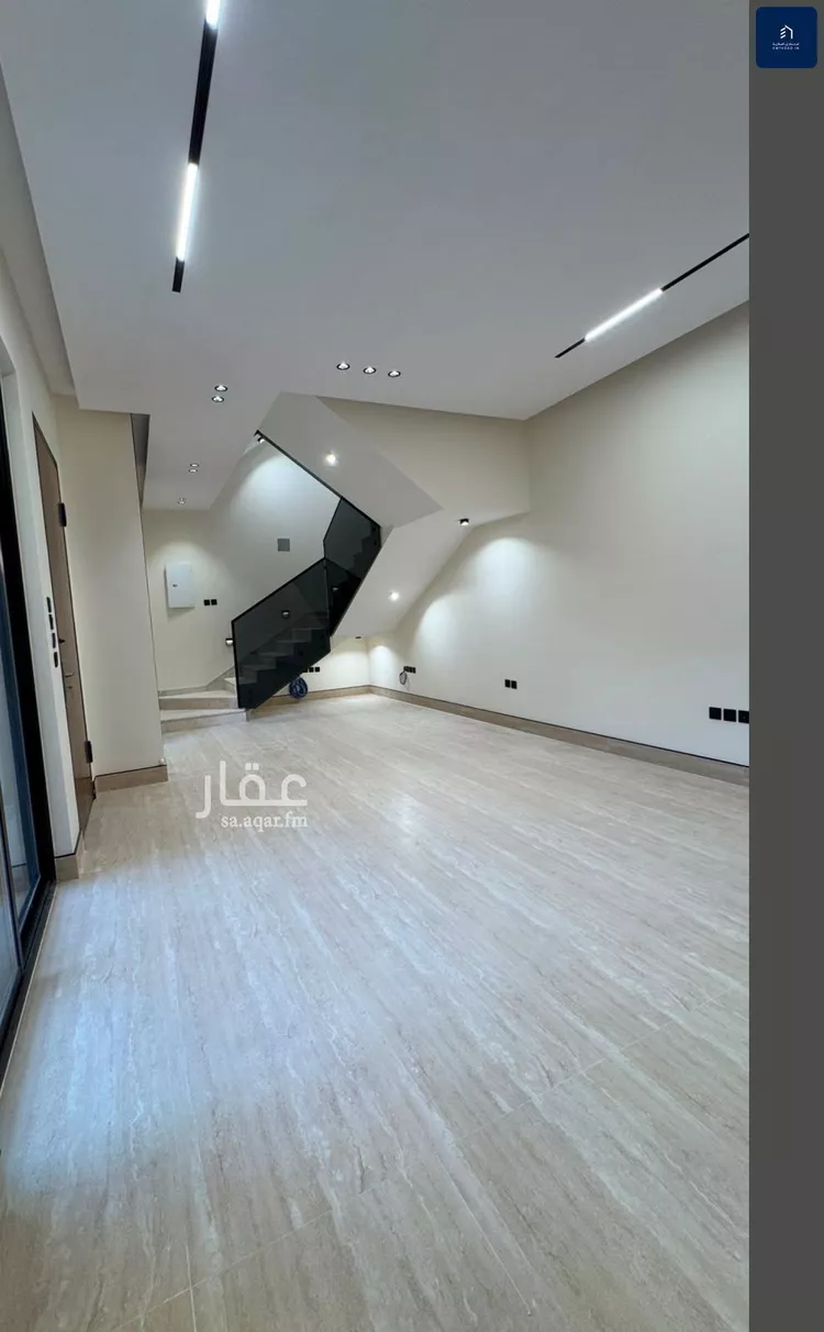 فيلا للبيع في شارع محمد بن ابي بكر القيم, حي المهدية, مدينة الرياض, منطقة الرياض صورة 2