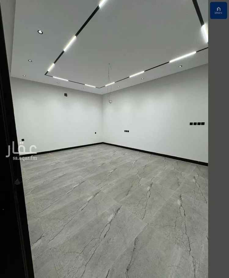 فيلا للبيع في شارع محمد بن عبدالرحمن ريس, حي المهدية, مدينة الرياض, منطقة الرياض صورة 4