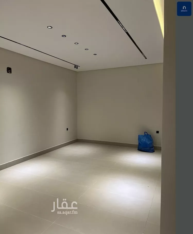 فيلا للبيع في شارع ابي نزار, حي المهدية, مدينة الرياض, منطقة الرياض صورة 5