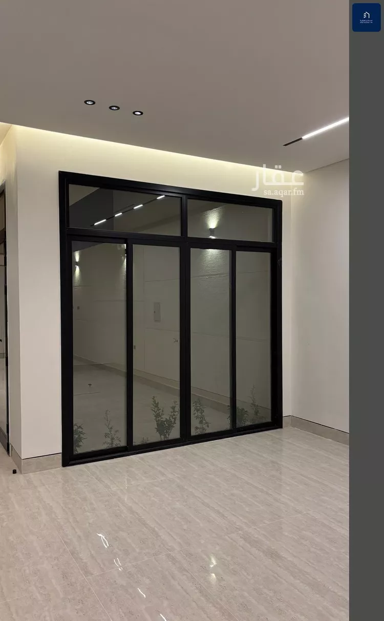 فيلا للبيع في شارع أحمد بن علي الشوائطي, حي المهدية, مدينة الرياض, منطقة الرياض صورة 3