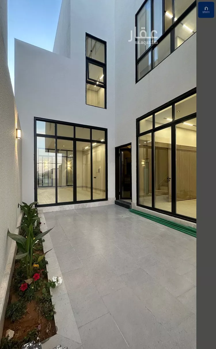 فيلا للبيع في شارع إبراهيم بن محمد الزمزمي, حي المهدية, مدينة الرياض, منطقة الرياض صورة 3