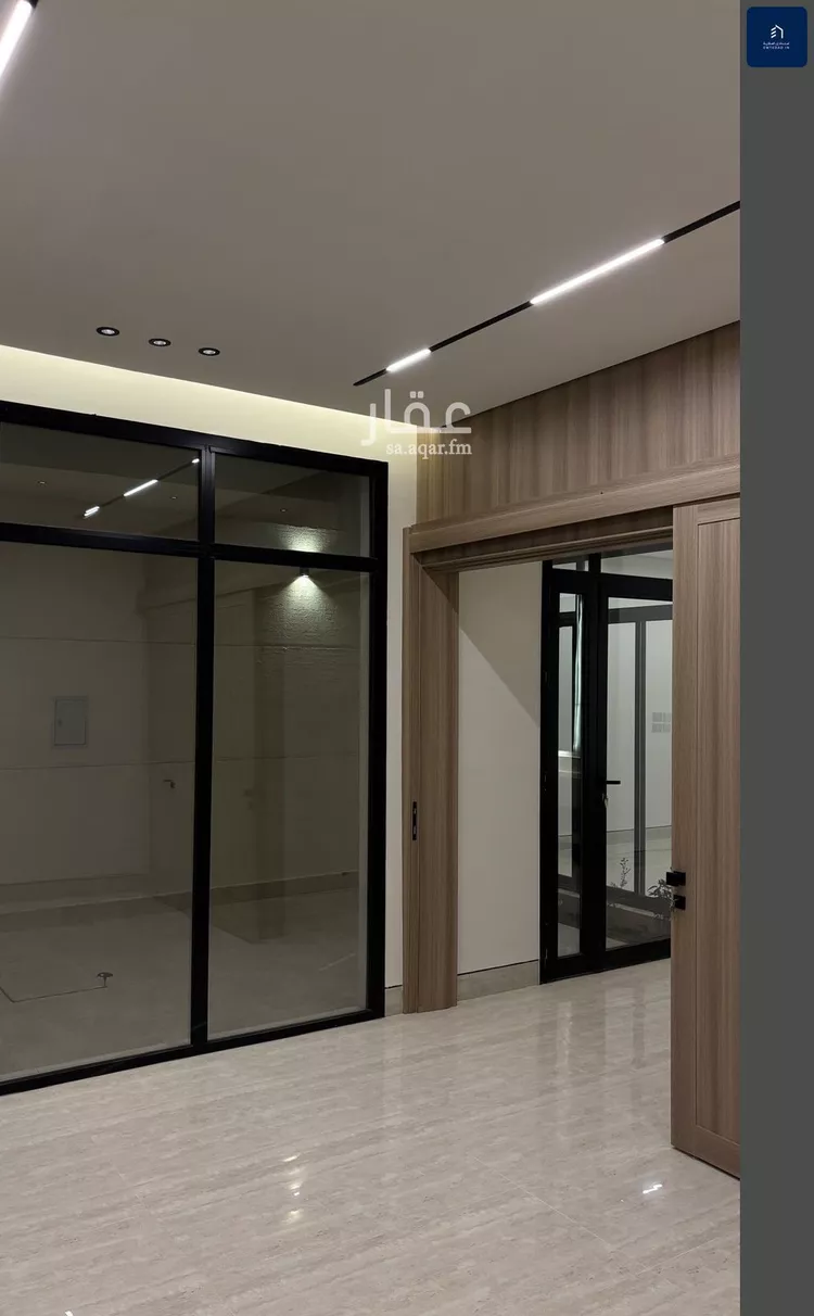 فيلا للبيع في شارع أحمد بن علي الشوائطي, حي المهدية, مدينة الرياض, منطقة الرياض صورة 5