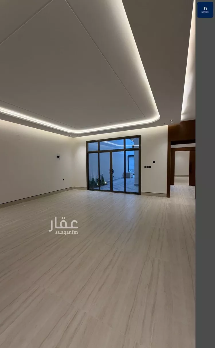 فيلا للبيع في شارع محمد بن عبدالرحمن ريس, حي المهدية, مدينة الرياض, منطقة الرياض صورة 3