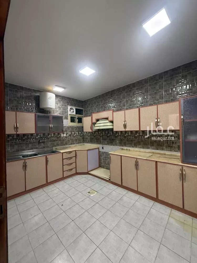 شقة للإيجار في شارع 119 الروضة ، حي قرى آل غليظ ، ابها ، منطقة عسير صورة 3