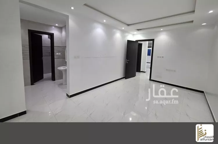 فيلا للإيجار في شارع جبل باطن, حي وادي لبن, مدينة الرياض, منطقة الرياض 6